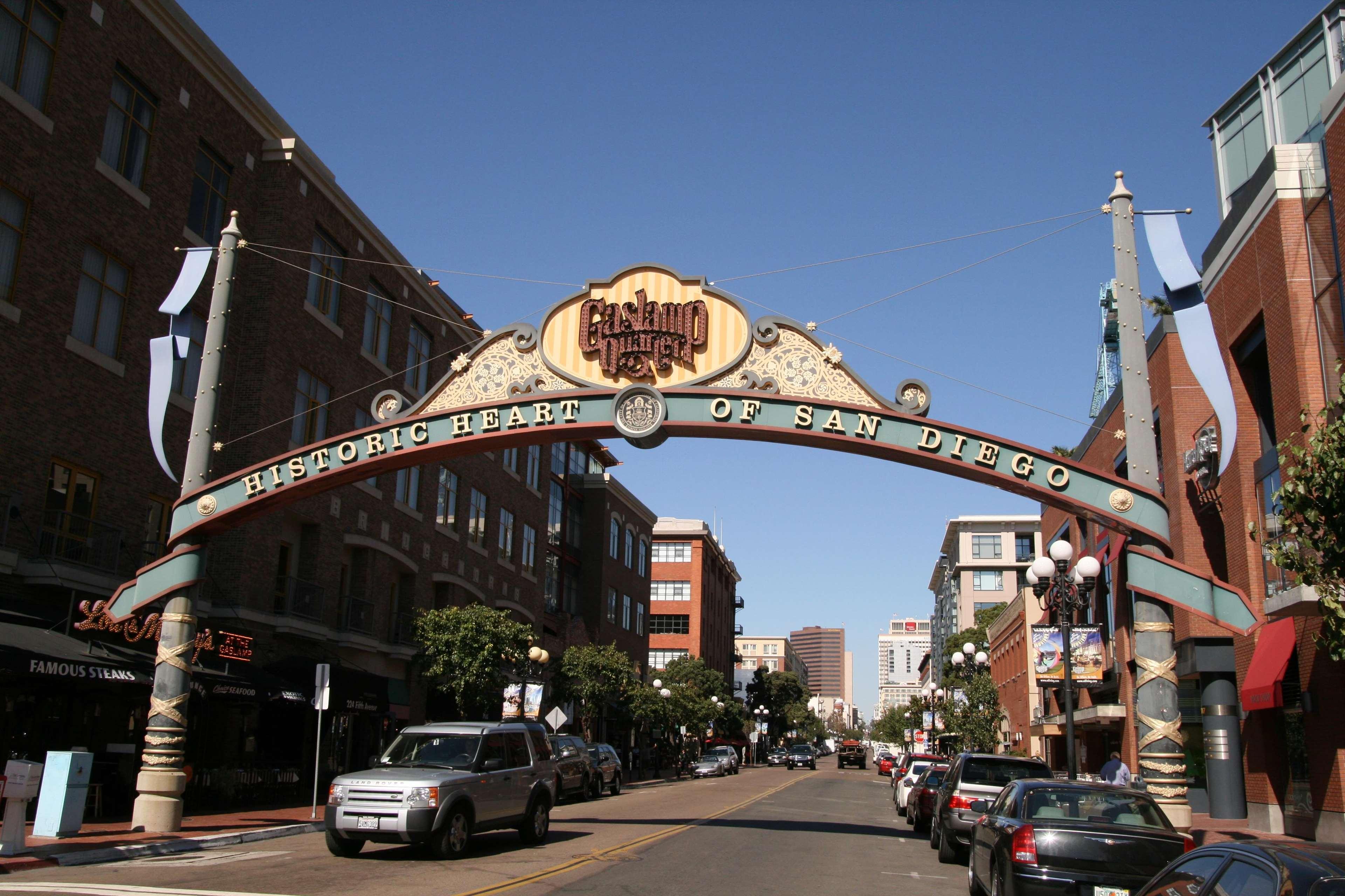 11 Must-Visit Bars in the Gaslamp ⋆ Gaslamp Quarter